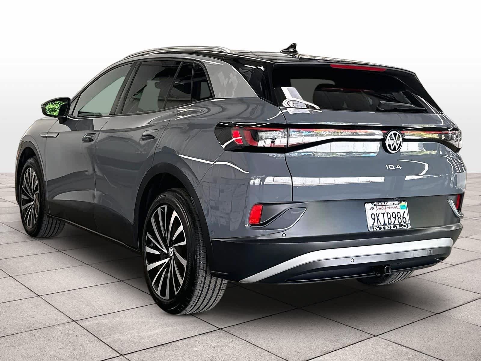 Used 2023 Volkswagen ID.4 Pro S Plus AWD/4WD image 7