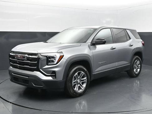Used 2026 GMC Terrain Elevation FWD image 1