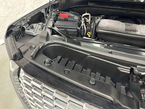 Used 2023 GMC Yukon XL Denali AWD/4WD image 68