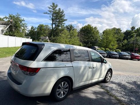 Used 2015 Honda Odyssey EX-L image 9