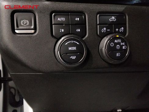 Used 2023 Chevrolet Silverado 1500 RST image 14