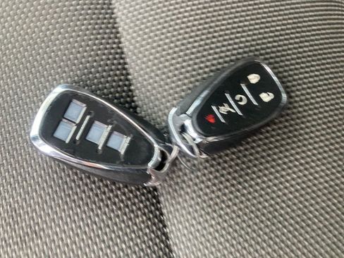 Used 2019 Chevrolet Traverse LT image 33