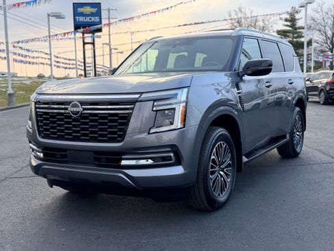 Used 2026 Nissan Armada SL w/ Captain's Chari Seat Package image 1