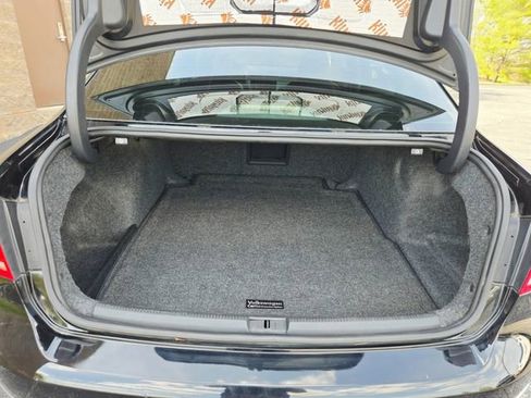 Used 2015 Volkswagen Passat 1.8T SEL Premium image 9