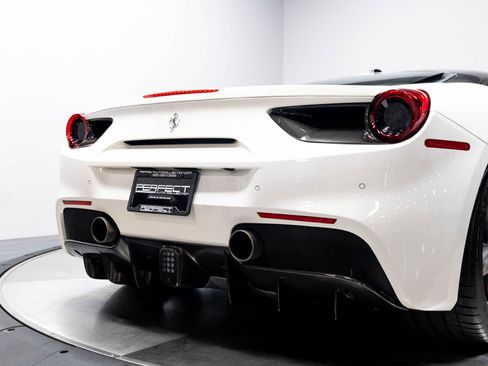 Used 2016 Ferrari 488 GTB RWD image 83