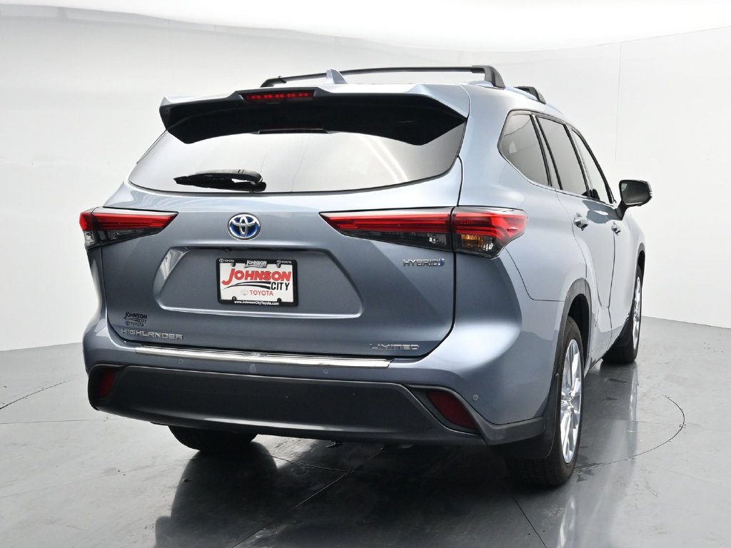 Used 2023 Toyota Highlander Limited AWD/4WD image 6