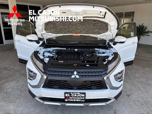Used 2025 Mitsubishi Eclipse Cross SE AWD/4WD image 23