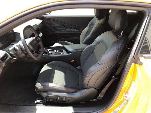 Used 2025 Dodge Charger R/T w/ Sun & Sound Package image 13