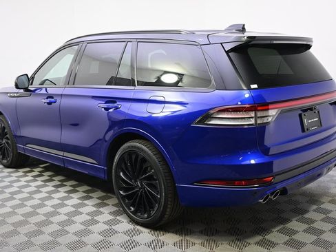 New 2026 Lincoln Aviator Reserve AWD/4WD image 3