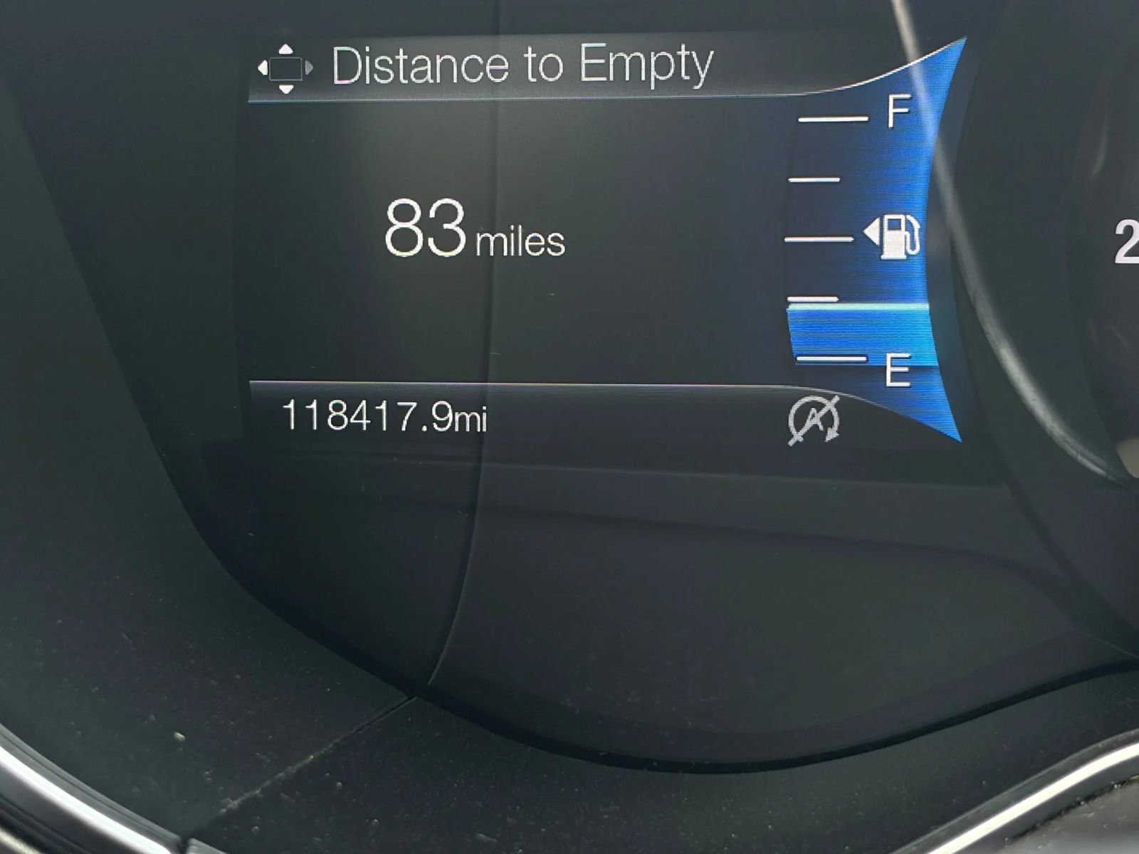 Used 2017 Ford Fusion SE w/ Equipment Group 201A FWD image 12