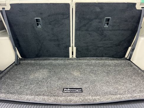 Used 2024 Volkswagen Atlas SEL Premium R-Line image 17