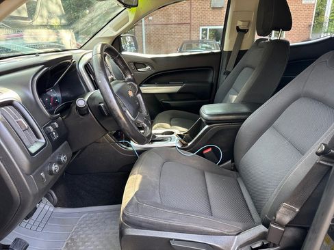 Used 2018 Chevrolet Colorado LT w/ LT Convenience Package AWD/4WD image 15