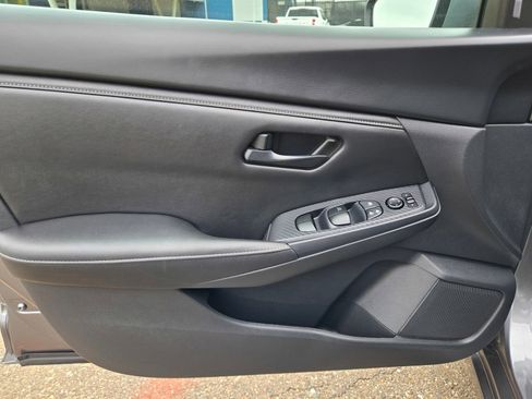 Used 2024 Nissan Sentra S FWD image 22