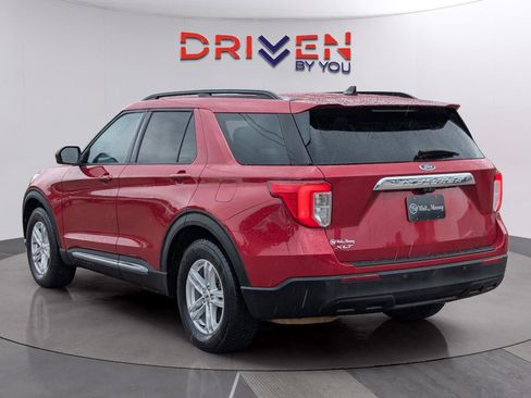 Used 2022 Ford Explorer XLT RWD image 6