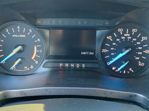 Used 2019 Ford Explorer XLT w/ Class III Trailer Tow Package image 10