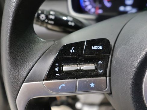 Used 2023 Hyundai Santa Cruz SEL w/ Cargo Package AWD/4WD image 30
