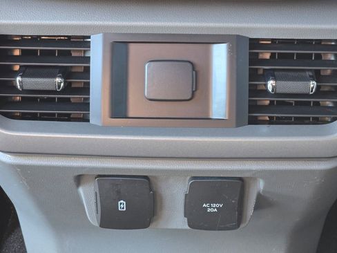 Used 2022 Ford F150 XLT w/ Equipment Group 302A High image 19