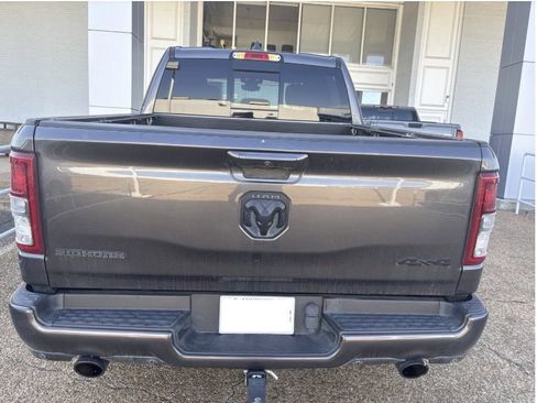 Used 2020 RAM 1500 Big Horn AWD/4WD image 14