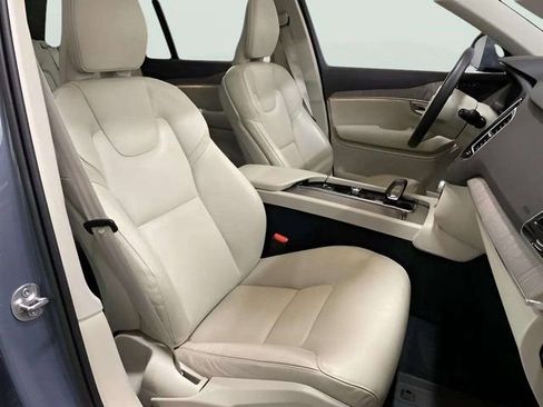 Used 2023 Volvo XC90 T8 Plus w/ Protection Package Premier image 41