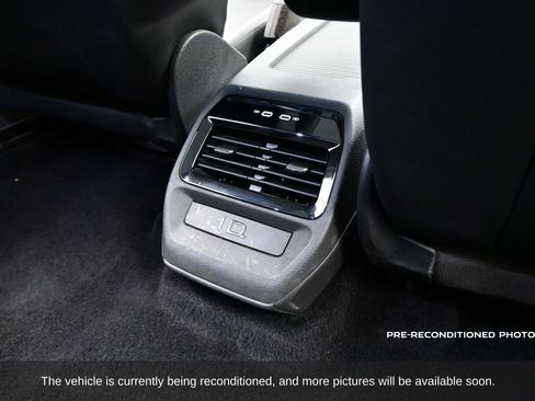 Used 2022 Volkswagen ID.4 Pro S w/ Gradient Package image 31