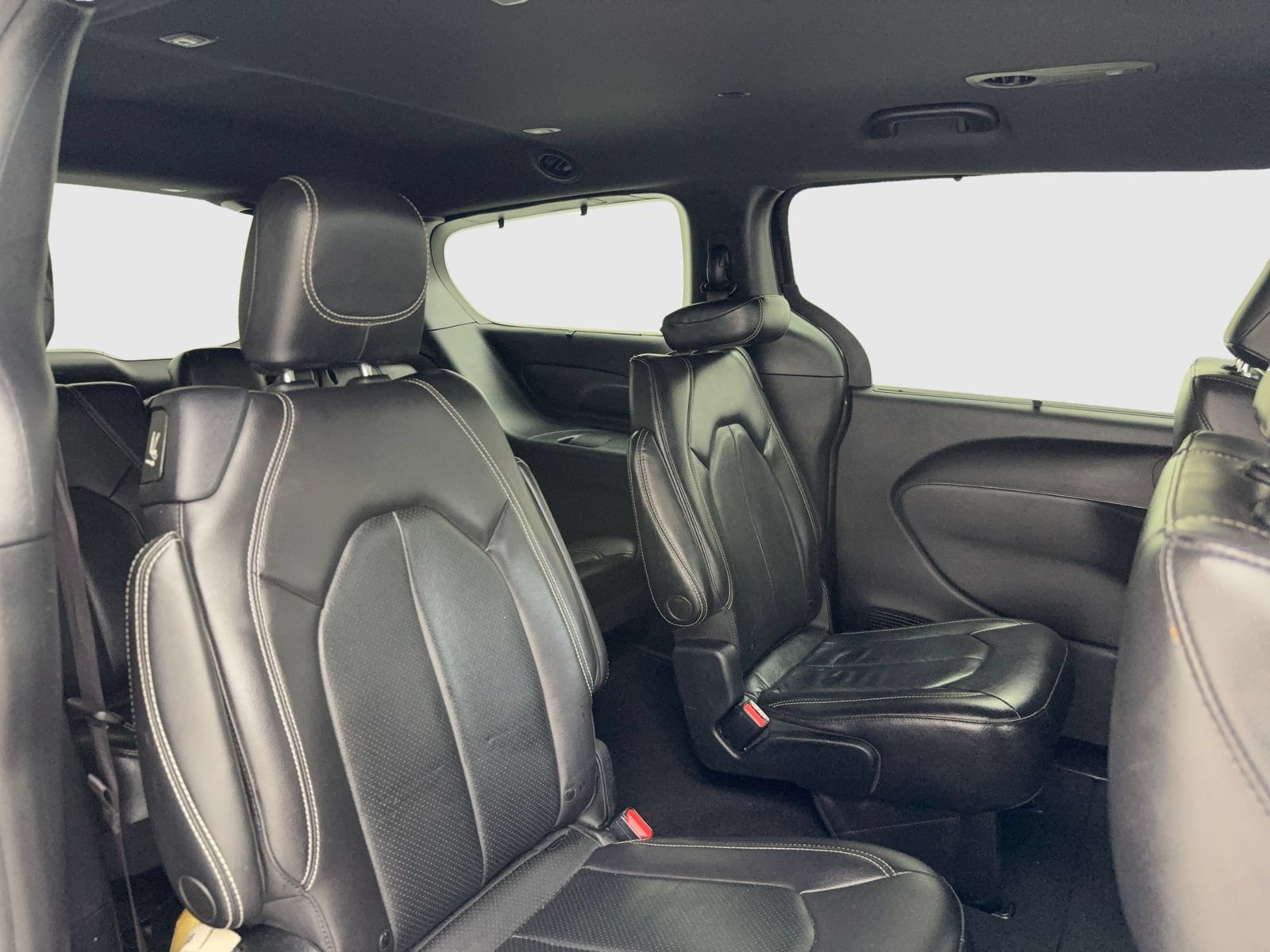 Used 2021 Chrysler Pacifica Touring-L w/ S Appearance Package FWD image 45