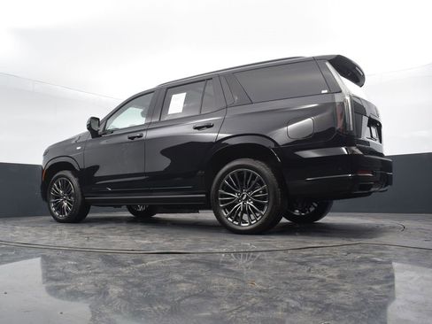 Certified 2025 Cadillac Escalade Sport Platinum w/ LPO, Floor Liner Package image 59