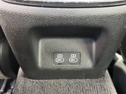 Used 2026 Genesis G70 2.5T RWD image 16