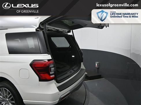 Used 2022 Ford Expedition Platinum image 28