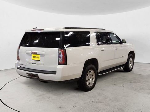 Used 2019 GMC Yukon XL SLT AWD/4WD image 5