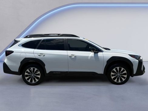 Used 2024 Subaru Outback Limited AWD/4WD image 2