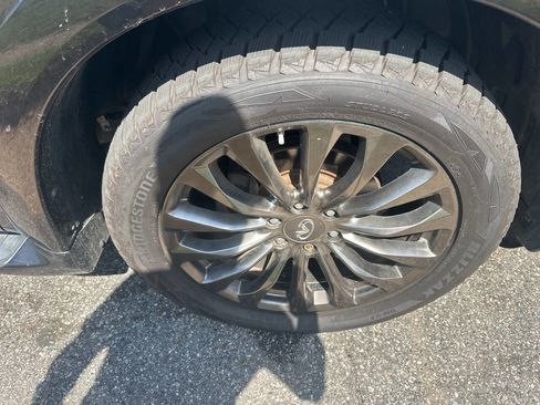 Used 2015 INFINITI QX80 Limited w/ All Season Package image 12