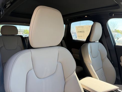 New 2026 Volvo XC60 B5 Plus w/ Protection Package Premier image 9