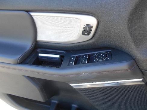 Certified 2025 Ford Expedition Max Active RWD image 5
