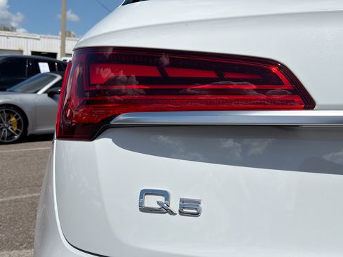 Used 2023 Audi Q5 2.0T Premium Plus w/ Premium Plus Package image 10
