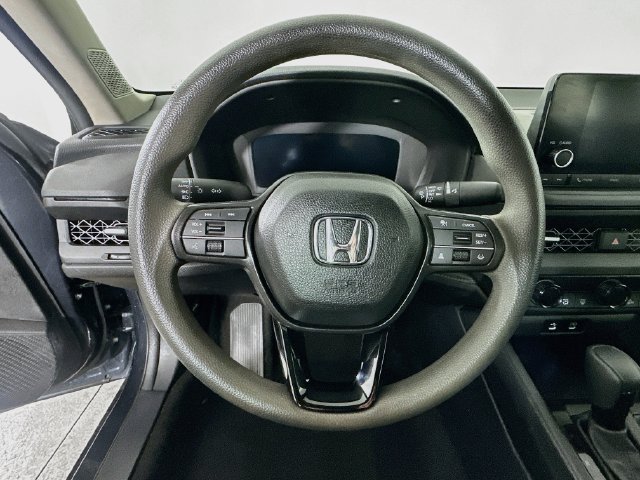 Certified 2025 Honda Accord SE image 22