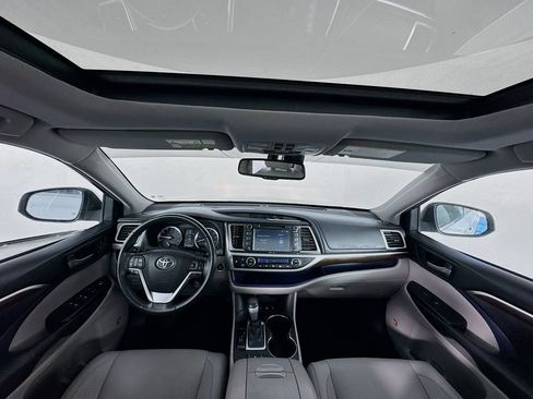 Used 2015 Toyota Highlander Limited image 39