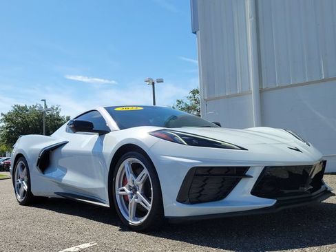 Used 2022 Chevrolet Corvette Stingray Premium Cpe w/ Z51 Performance Package RWD image 7
