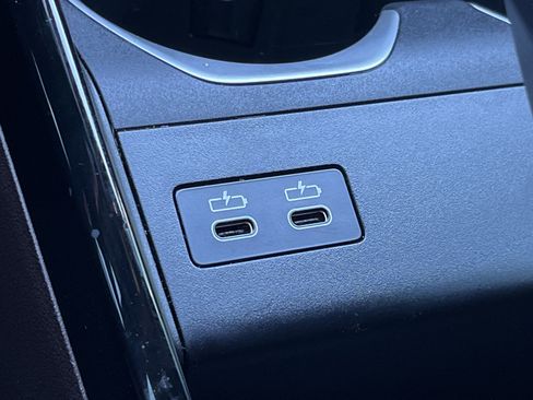 Used 2025 BMW X1 xDrive28i w/ Technology Package image 6