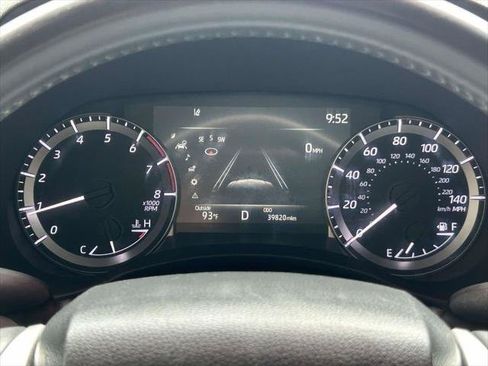 Certified 2024 Toyota Highlander LE FWD image 29