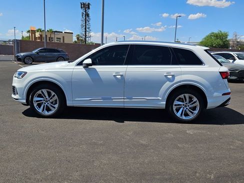 Used 2023 Audi Q7 3.0T Premium Plus w/ Premium Plus Package AWD/4WD image 9