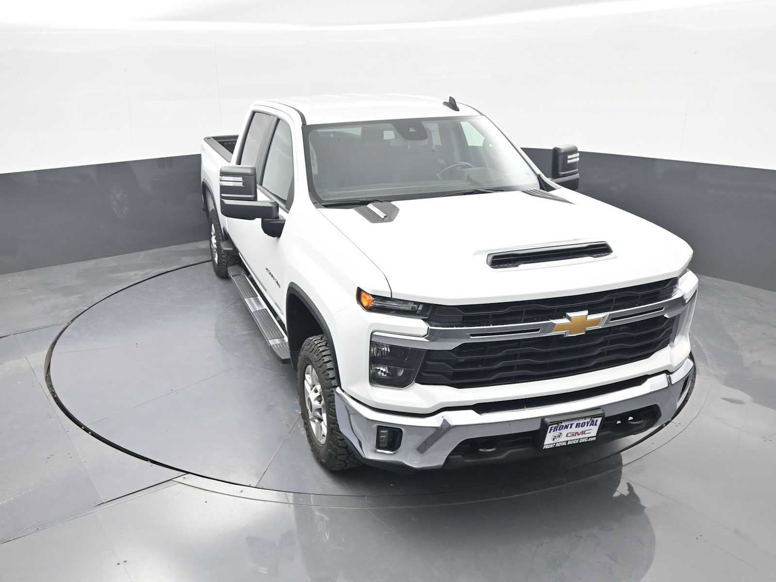 Used 2025 Chevrolet Silverado 2500 LT w/ Convenience Package AWD/4WD image 31
