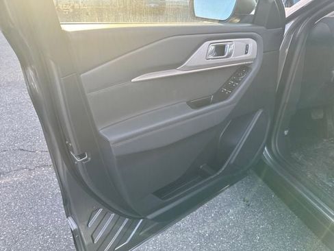 New 2026 Ford Explorer Active image 10