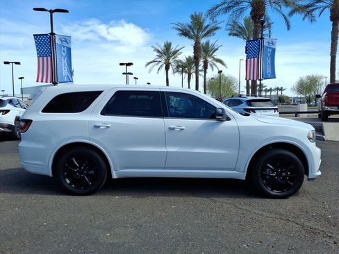 Used 2017 Dodge Durango GT image 4