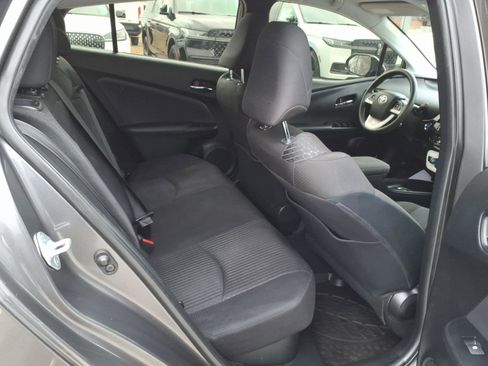 Used 2017 Toyota Prius Two w/ Prius Two Safety Plus Package image 9