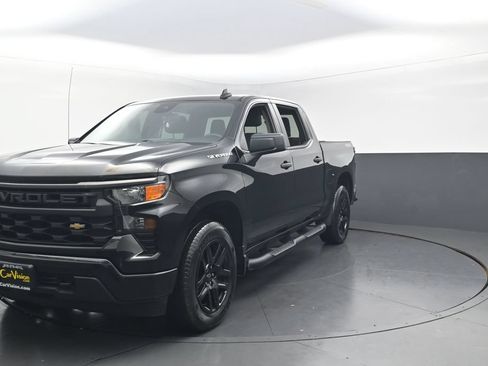 Used 2022 Chevrolet Silverado 1500 Custom AWD/4WD image 5