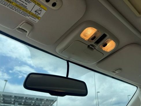 Used 2012 Ford Escape Limited FWD image 27