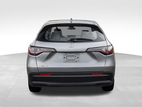 Used 2025 Honda HR-V LX image 5