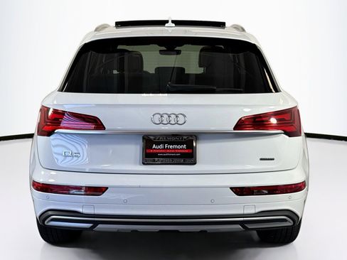 Used 2022 Audi Q5 2.0T Premium Plus w/ Premium Plus Package AWD/4WD image 6