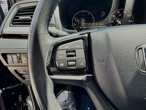 Used 2025 Honda Odyssey Sport-L image 25
