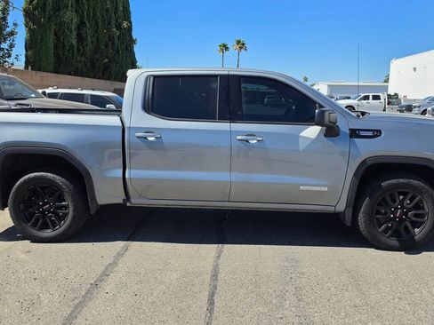 Used 2023 GMC Sierra 1500 Elevation w/ X31 Off-Road Package AWD/4WD image 3